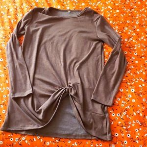 Long Sleeve Brown Sweater w/Twist Knot Small